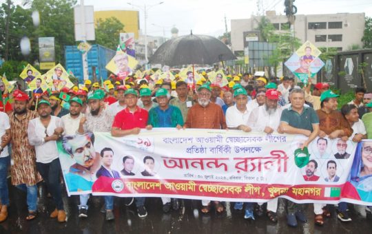 ক্ষমতার লোভে অগ্নি সন্ত্রাস ও নৈরাজ্য সৃষ্টি করে পুরাতন চরিত্রে ফিরেছে বিএনপি জামায়াত