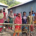 ফরিদপুরে ১০টি পরিবার অবরুদ্ধ থানায় অভিযোগের পরও মিলছে না প্রতিকার।